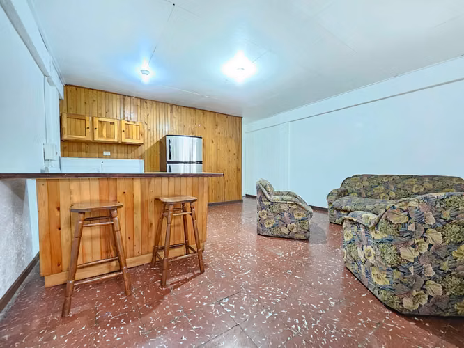 Alquiler apartamento 1 habitación, con muebles. Los Yoses. - Imagen 3