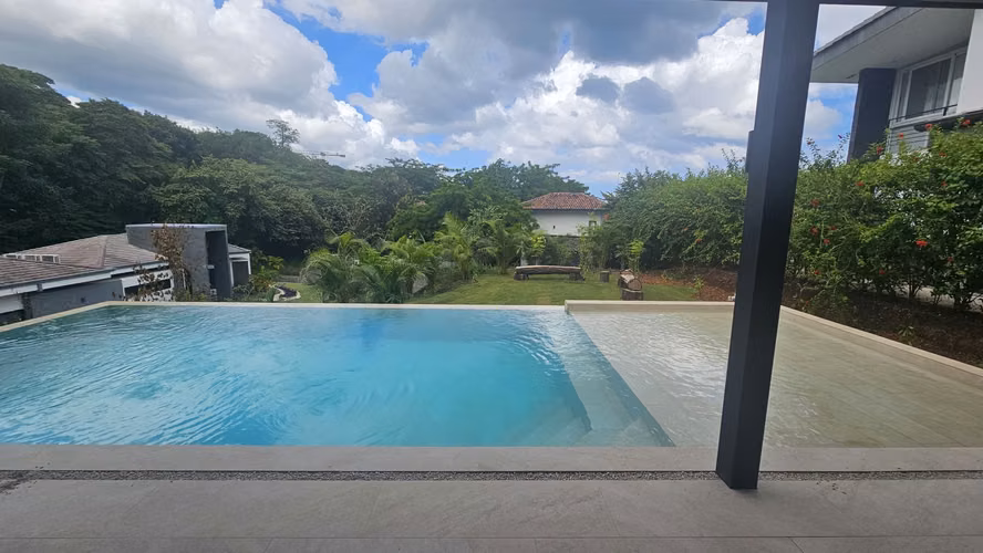 VENTA GUANACASTE PLAYA EL COCO CASA POR ESTRENAR PRECIO UNICO