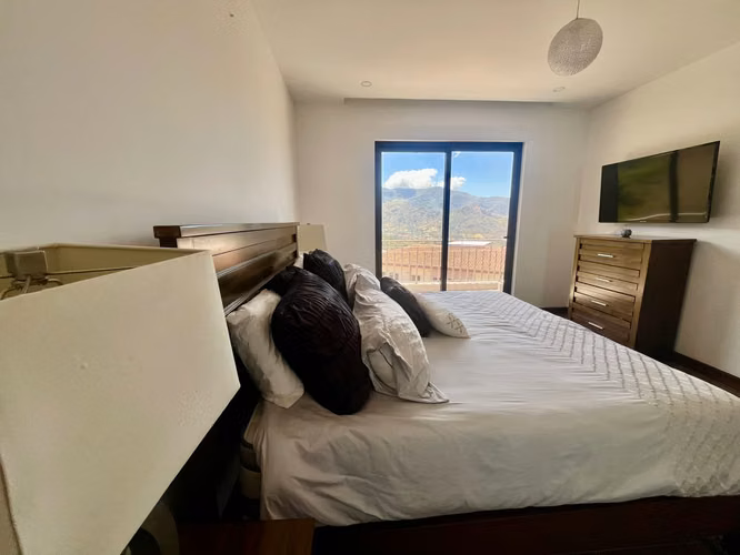Venta Apartamento con espectacular vista  – Condominio en Alto de las Palomas, Escazú - Imagen 13