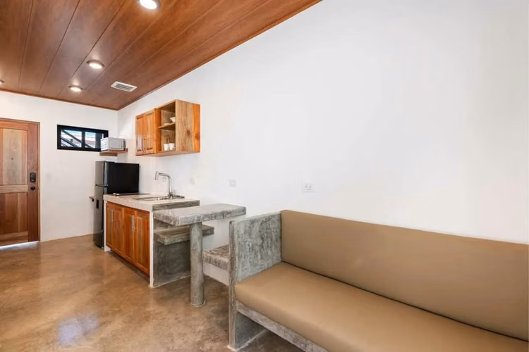 Modern Studio Apartments Near Tamarindo | Pool  • Prime Location - Imagen 8