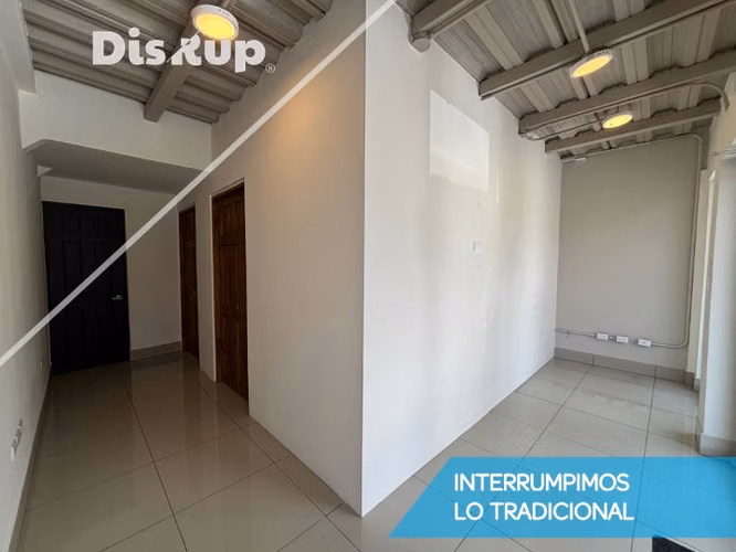 Commercial premises for rent, 45 m2, in a shopping plaza. Granadilla, Curridabat