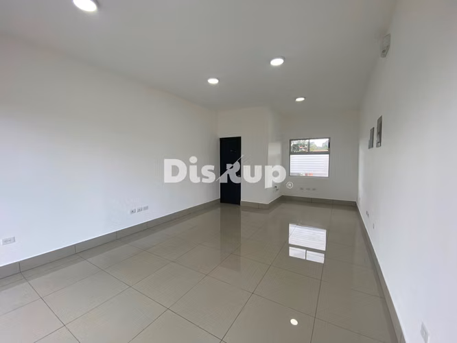 Alquiler de local de 30 m2 en plaza comercial. Granadilla, Curridabat - Imagen 12