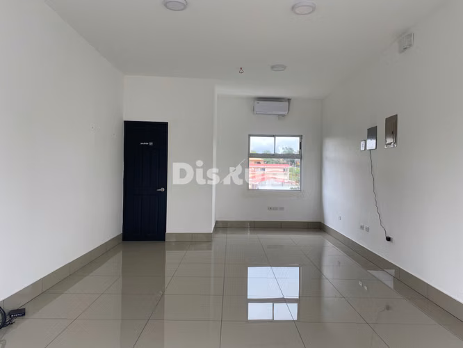 Alquiler de local de 30 m2 en plaza comercial. Granadilla, Curridabat - Imagen 2