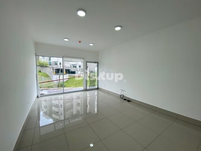 Alquiler de local de 30 m2 en plaza comercial. Granadilla, Curridabat - Imagen 9