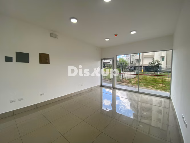 Alquiler de local de 30 m2 en plaza comercial. Granadilla, Curridabat - Imagen 17