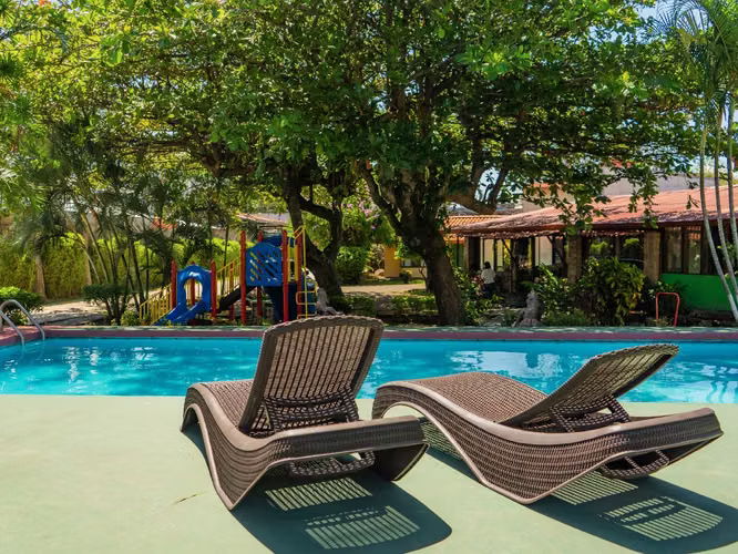HOTEL EN ALQUILER EN ALAJUELA – A POCOS MINUTOS DEL AEROPUERTO INTERNACIONAL JUAN SANTAMARÍA - Imagen 4