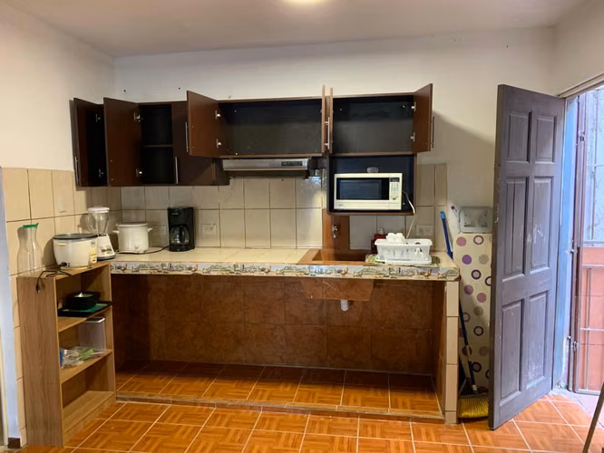 Propiedad con 2 casas en Agua Caliente de Cartago, Cartago
