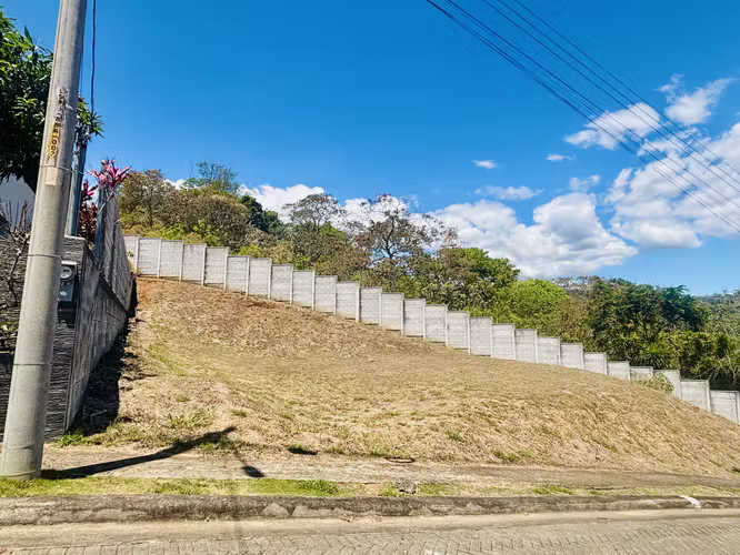 Se vende amplio lote esquinero, en exclusivo condominio en Grecia, Alajuela. - Imagen 6