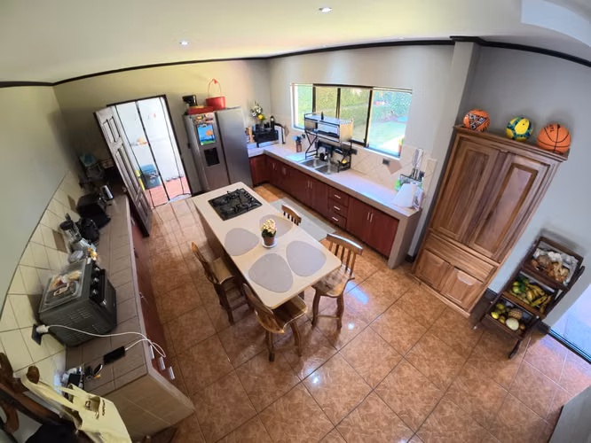 Venta casa amplia en Moravia – 3 habitaciones y terraza BBQ (JS 1322 20) - Imagen 8