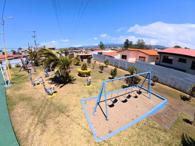 Venta casa amplia en Moravia – 3 habitaciones y terraza BBQ (JS 1322 20) - Imagen 19