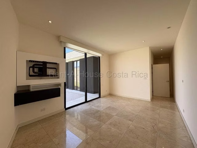 Alquiler de casa en Lindora Santa Ana - Imagen 19