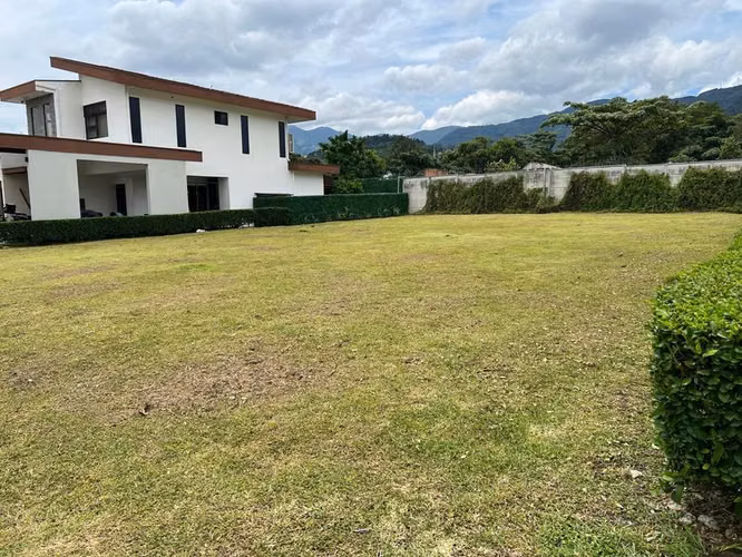 LOTE DE 651 M2 EN SANTA ANA-URUCA, COSTRUYE TU HOGAR IDEAL! MP-26-703 - Imagen 2