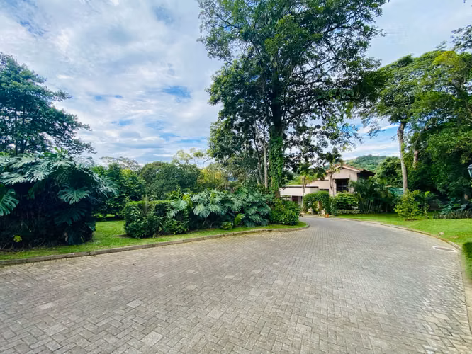 CIUDAD COLON. OPORTUNIDAD VENTA LOTE EXCLUSIVO MP 26-2249 - Imagen 3