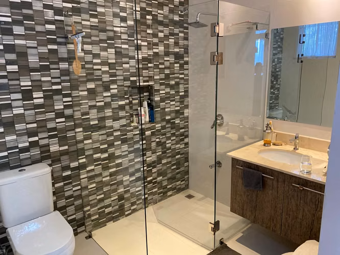 SANTA ANA, PIEDADES. HERMOSO APARTAMENTO EN VENTA O RENTA - Imagen 16