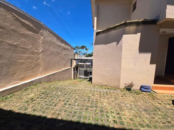 Propiedad con 3 apartamentos en San Francisco de Dos Ríos - EU