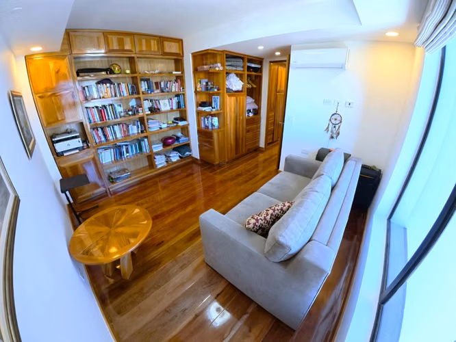 Penthouse de lujo en Rohrmoser con azotea privada y jacuzzi  ( JS 1322 21)