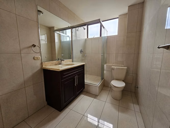 Hermoso apartamento en Escazú – 330m2 (Código: VAPES-707) - Imagen 10