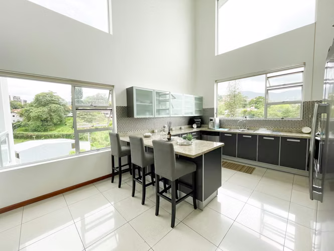 Alquiler de apartamento penthouse en Escazú - Imagen 6