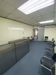 GANGA OFICINA EN VENTA PISO 2 Por HOSPITAL DE NIÑOS - Imagen 9