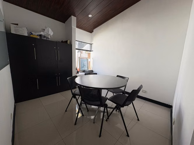 Propiedad de Alto Potencial Comercial - Escazu, 1051m2 cerca al Intercontinental - Imagen 8