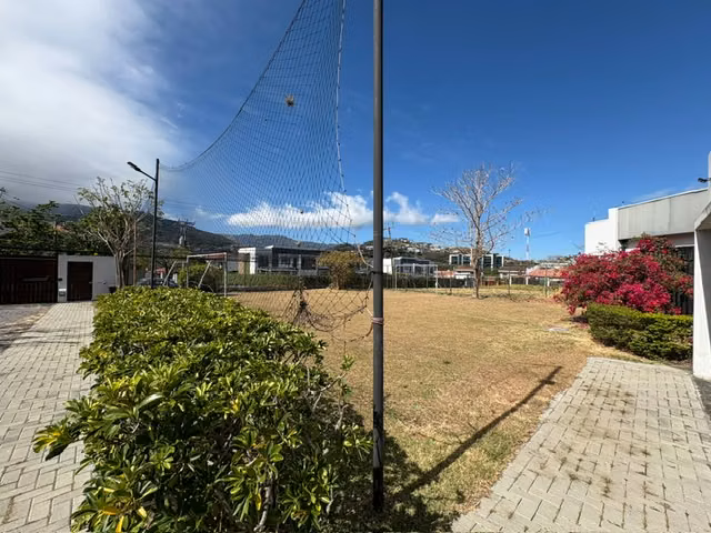 Propiedad de Alto Potencial Comercial - Escazu, 1051m2 cerca al Intercontinental - Imagen 2