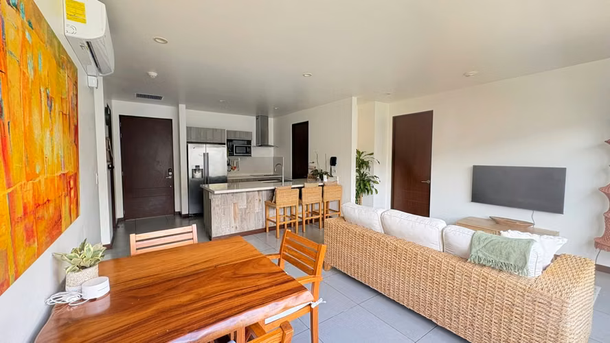 Alquiler de apartamento de 2 habitación en Distrito 4, Escazú.