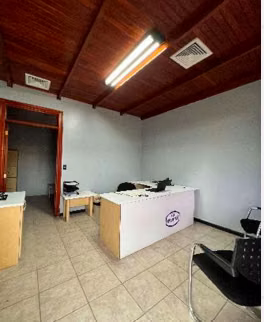 Se Vende BODEGA en La Uruca (Robledal) , San José Costa Rica - Imagen 6