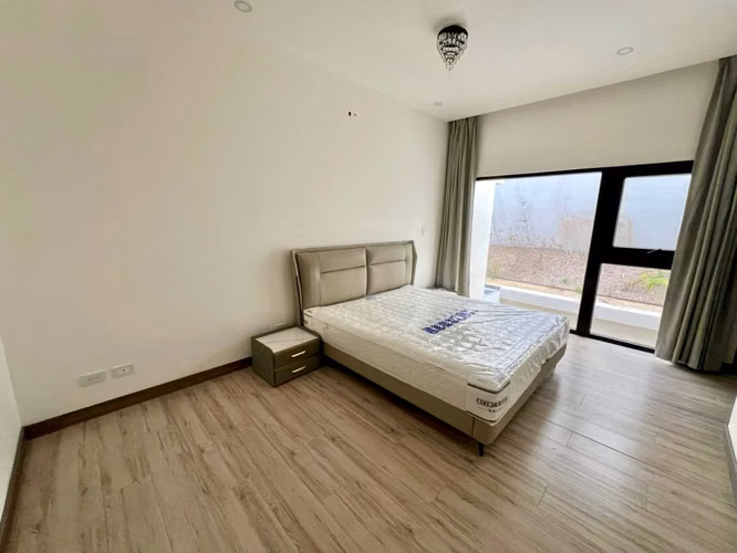 Casa para estrenar, 3 cuartos + sala TV, 24h seguridad, piscina + gimnasio, San Antonio
