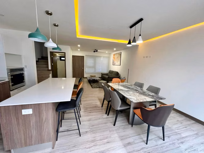 Casa para estrenar, 3 cuartos + sala TV, 24h seguridad, piscina + gimnasio, San Antonio
