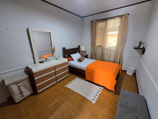Venta Casa Alajuela 1 Planta, 3 Cuartos + Parqueo 1 carro + Patio 2 baños