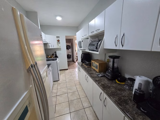 Venta Casa Alajuela 1 Planta, 3 Cuartos + Parqueo 1 carro + Patio 2 baños