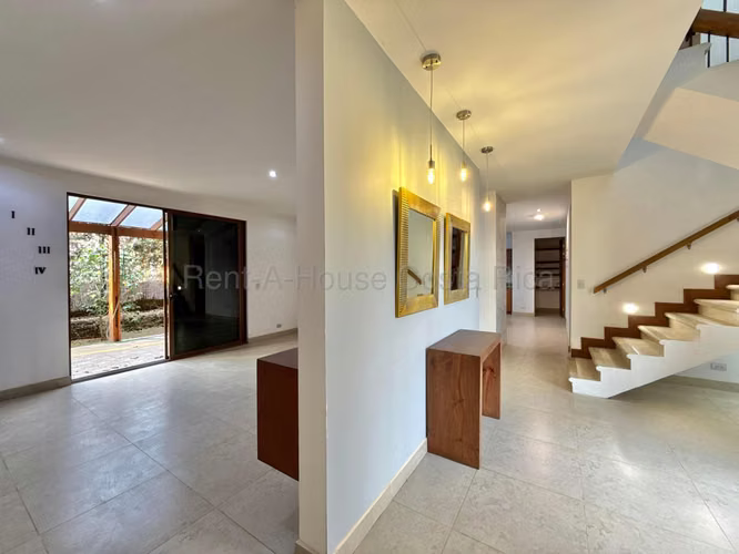 Venta de casa en condominio Francosta Ulloa Heredia - Imagen 2