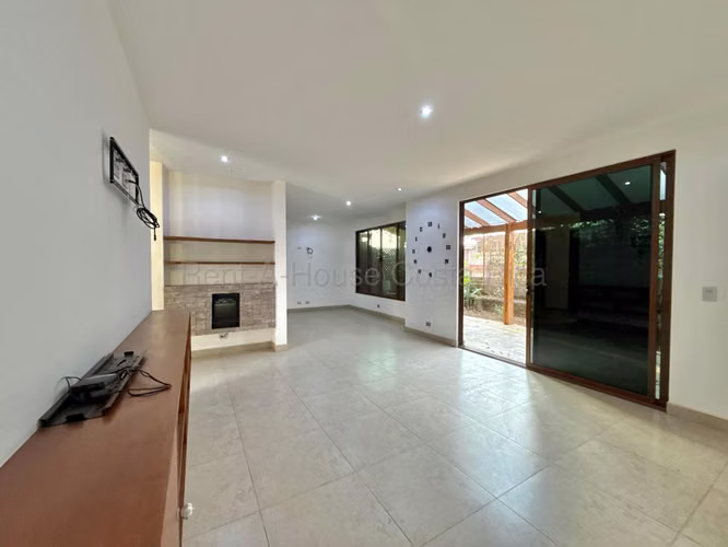 Venta de casa en condominio Francosta Ulloa Heredia - Imagen 5