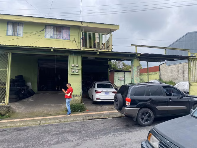 Propiedad de Uso Mixto para Lavacar o Lubricentro MML