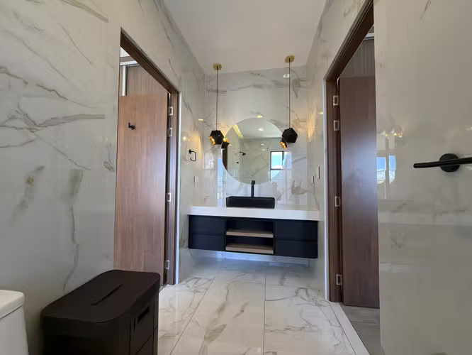 Venta y Alquiler en Ulloa, Heredia – Casa de lujo amueblada en condominio de alto nivel - Imagen 13