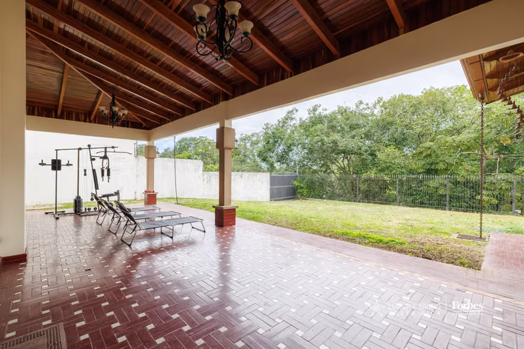 21352 - Residencia Familiar: Seguridad y Ubicación Estratégica, Altamonte