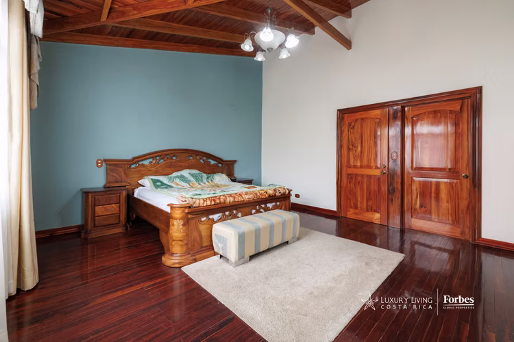 21352 - Residencia Familiar: Seguridad y Ubicación Estratégica, Altamonte