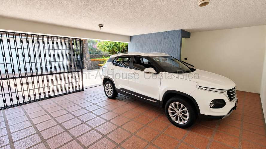 VENTA Casa de Uso Mixto en San Vicente de Moravia – Ideal para Oficinas, Consultorios o Negocio - Imagen 19