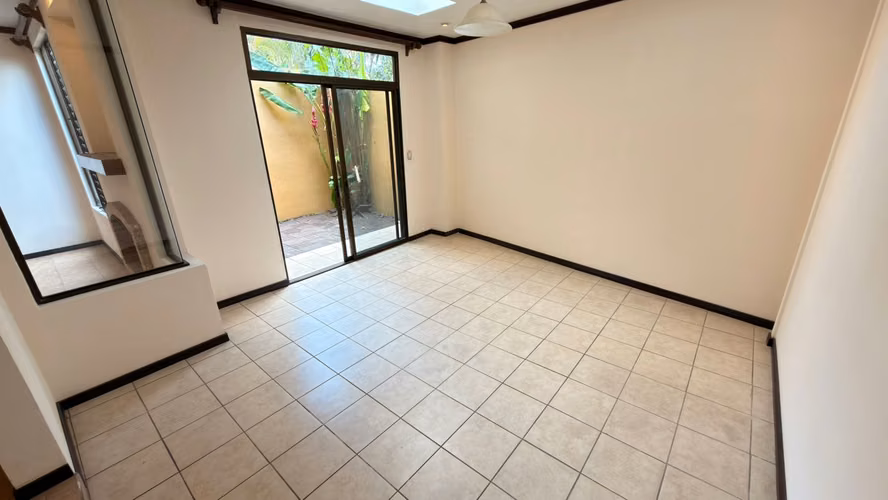 Casa  4 habitacionesen venta en Sabanilla- Condominio - 2 niveles
