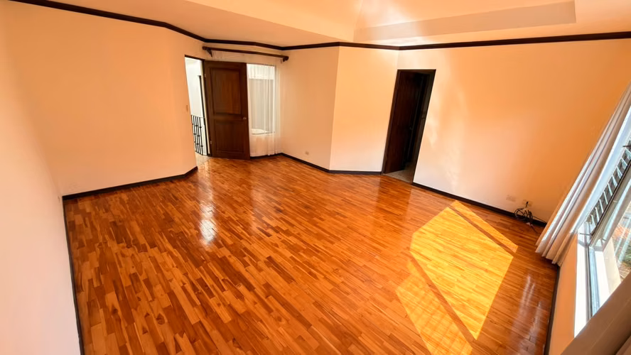 Casa  4 habitacionesen venta en Sabanilla- Condominio - 2 niveles