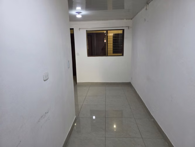 Se alquila apartamento en Rohrmoser