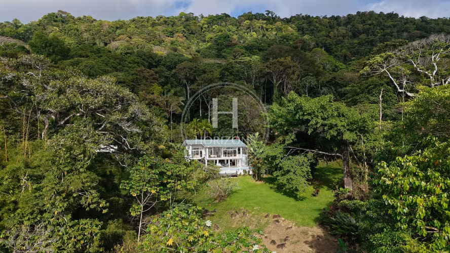 Casa en Escaleras Bahía Ballena Dominicalito Piscina Infinita y Vistas Panorámicas nja1376jb