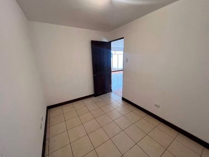 SE VENDE HERMOSA CASA en Paraíso de Cartago