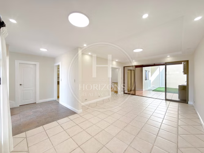 Se Vende Casa en Condominio Dafnis en Sabanilla 3 Habitaciones y Terraza noj1263dm