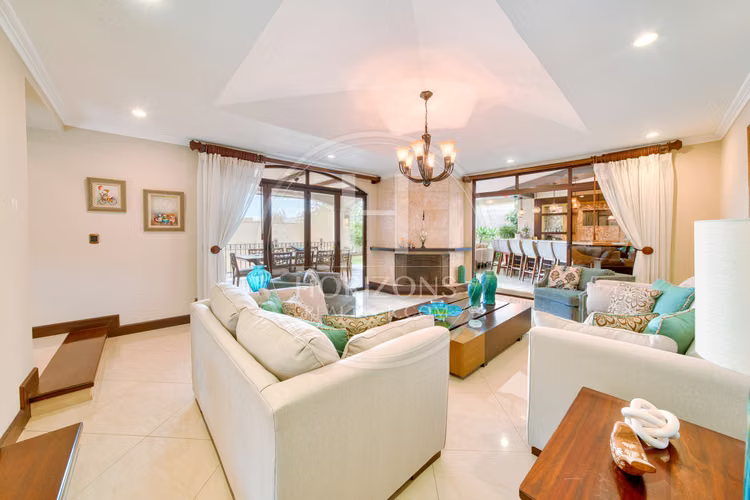 Casa de Lujo en Venta en Residencial Altamonte en Curridabat 4 Habitaciones y Terraza noj1262sb