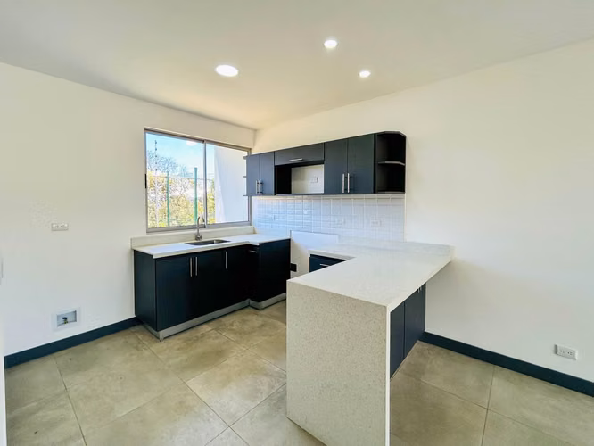 CASA INDEPENDIENTE EN VENTA PARA ESTRENAR EN CONDOMINIO TRES RIOS - Imagen 4