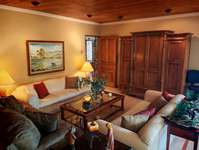 Venta Casa y terreno en Tres Rios