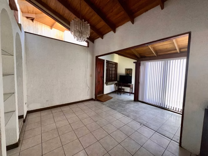 Venta de hermosa casa esquinera en Mercedes Norte de Heredia - Imagen 9