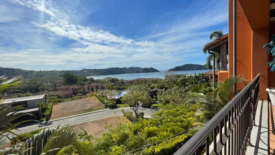 Casa Montebello: Lujo Elevado en el Corazón de Los Sueños