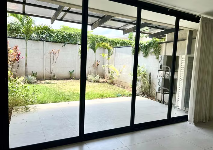 CASA EN CONDOMINIO DE 180M2 3 HBITACIONES  CON JARDIN EN LA TERRAZA EN LINDORA - Imagen 3